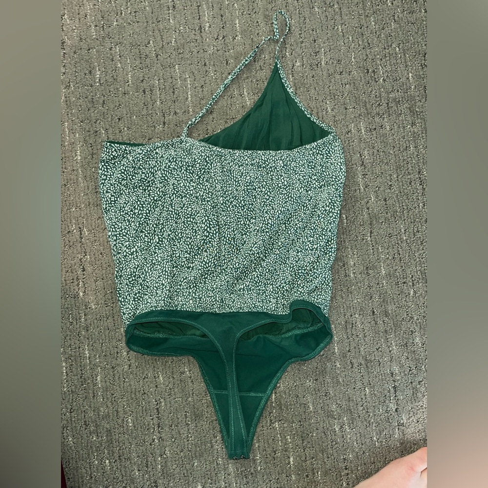 Abercrombie & Fitch single strap green bodysuit